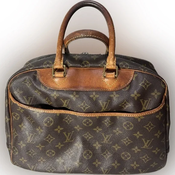 LOUIS VUITTON *Iconic Vintage Authentic DEAUVILLE MONOGRAM "J.Lo" Purse - Picture 2 of 16